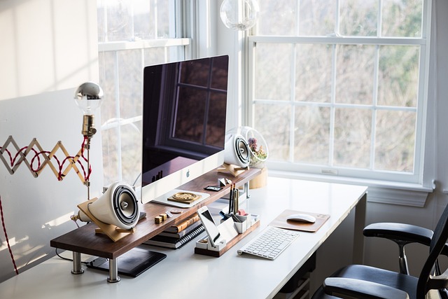 Dual monitor setup: waarom twee schermen je productiviteit verdubbelen